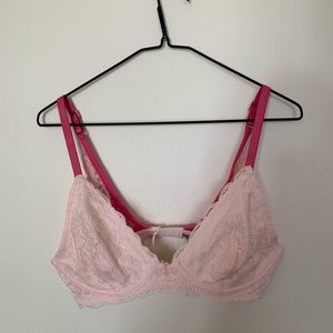 Lace Aerie bralette